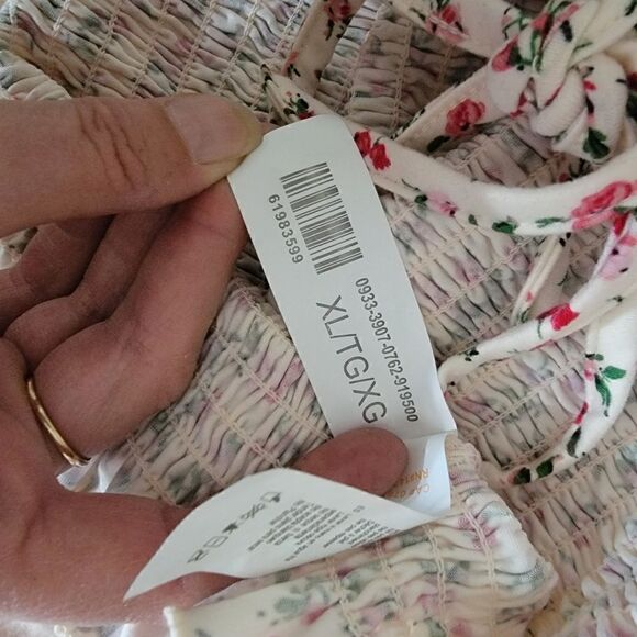 Revamped Off the Shoulder,Cropped Top. NWT. Size XL - Picture 9 of 10